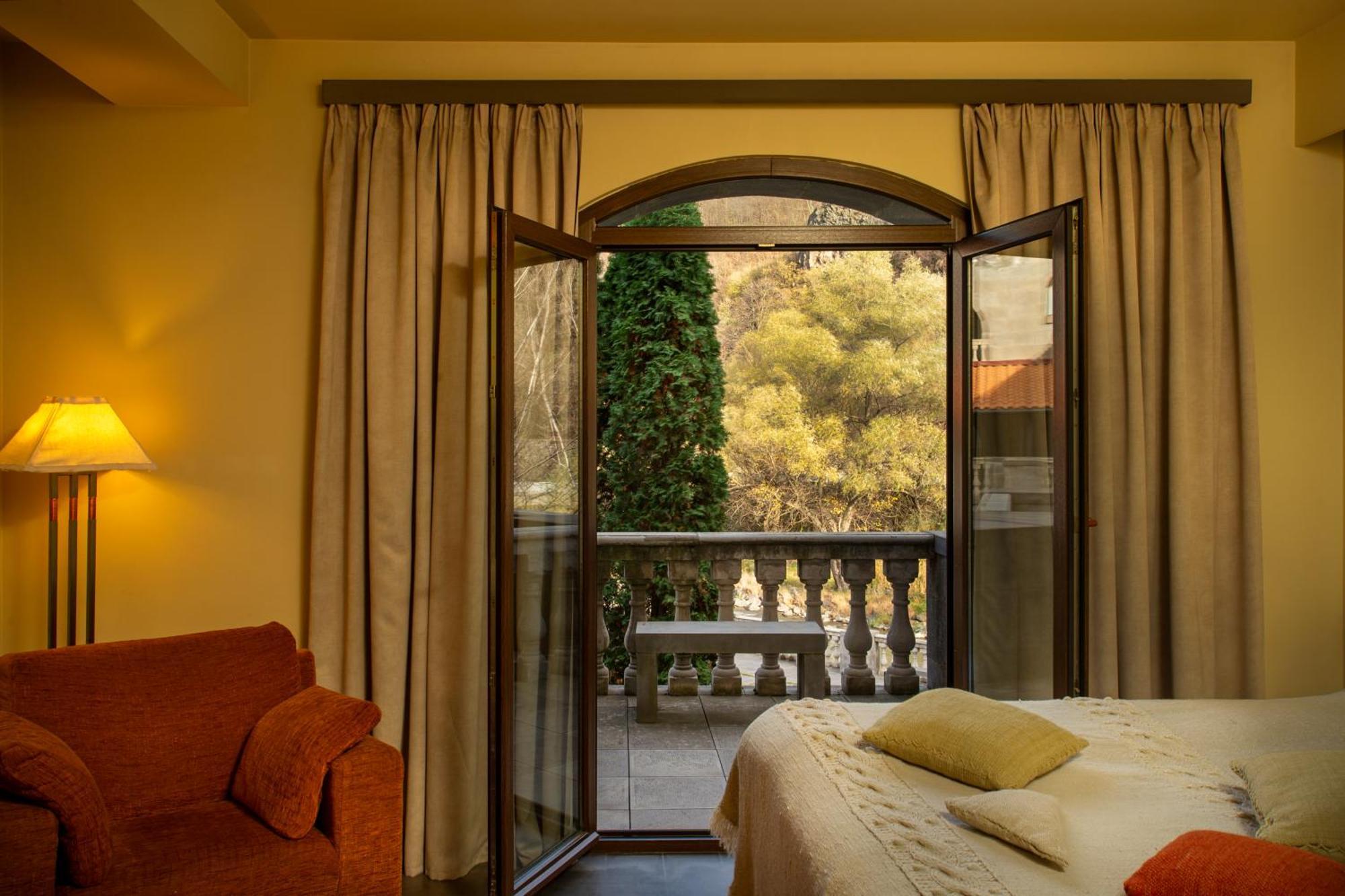 Tufenkian Avan Dzoraget Hotel Экстерьер фото